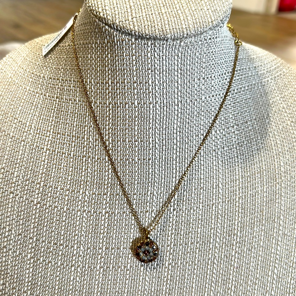 Mariana angel necklace